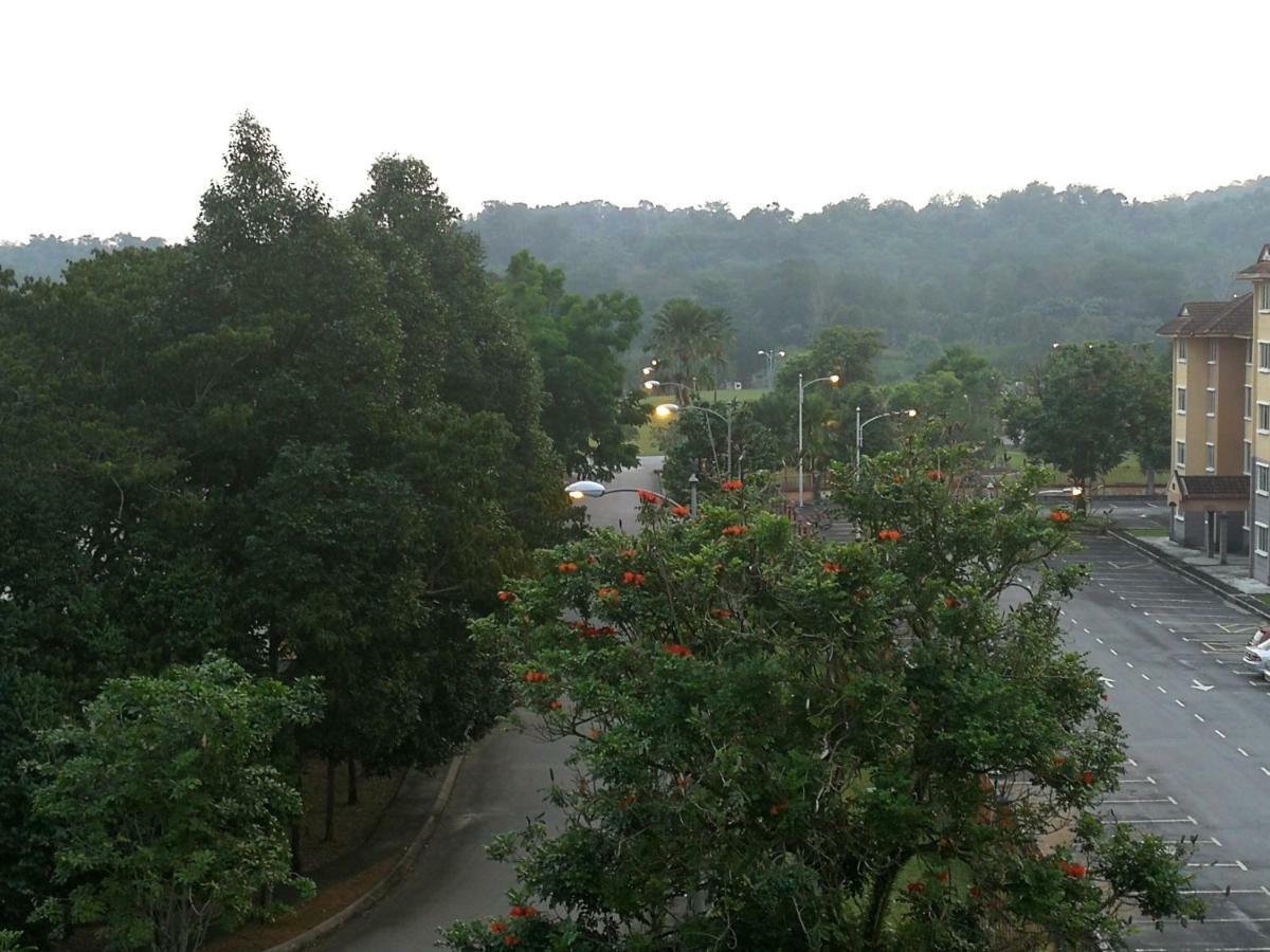 A1-04-03 Damiana Apartment Tanjong Malim Luaran gambar
