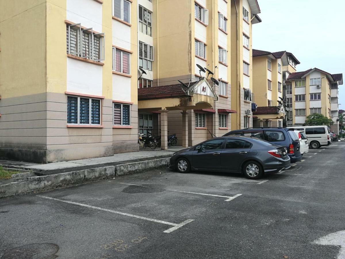 A1-04-03 Damiana Apartment Tanjong Malim Luaran gambar